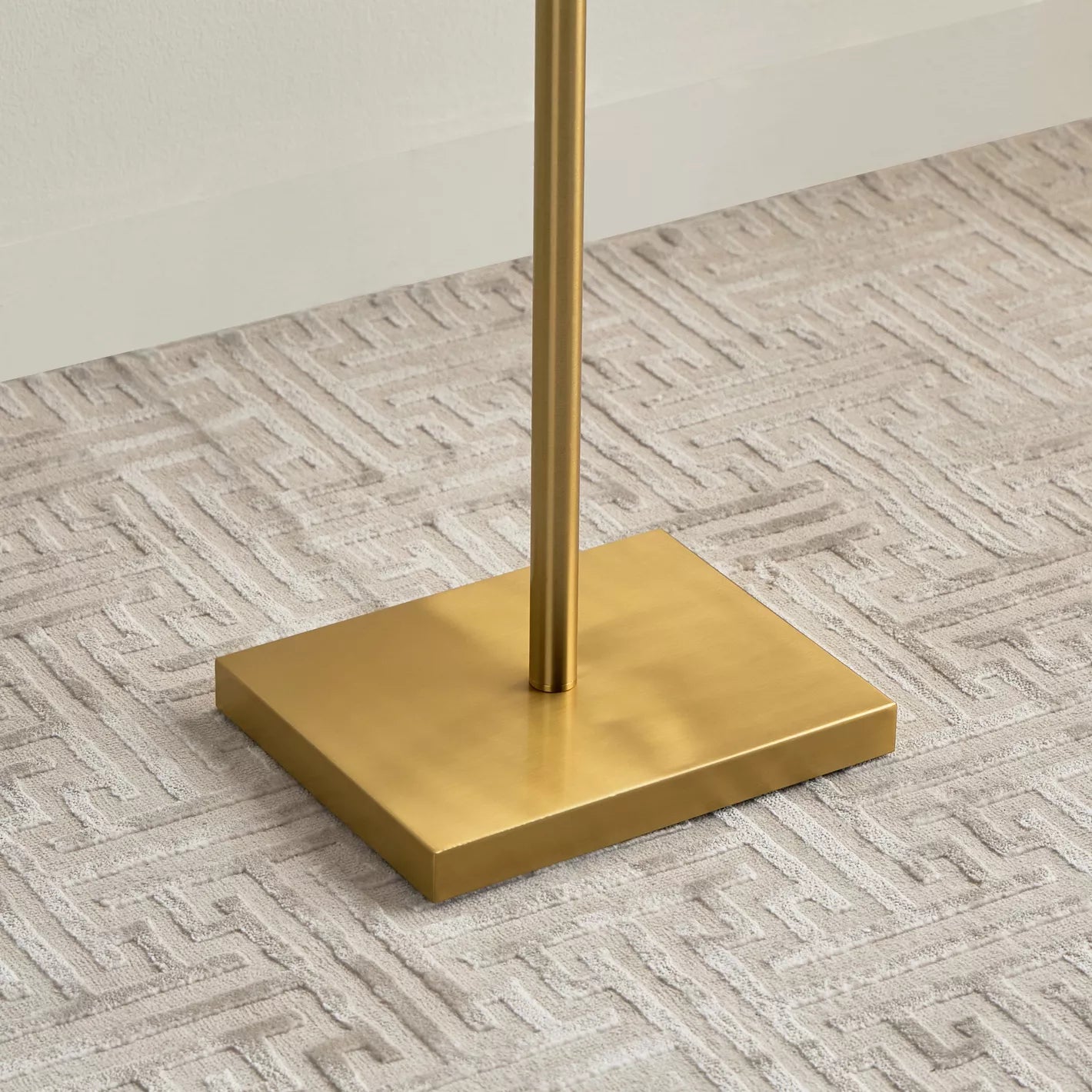 Taven Metal Floor Lamp - 160 cm