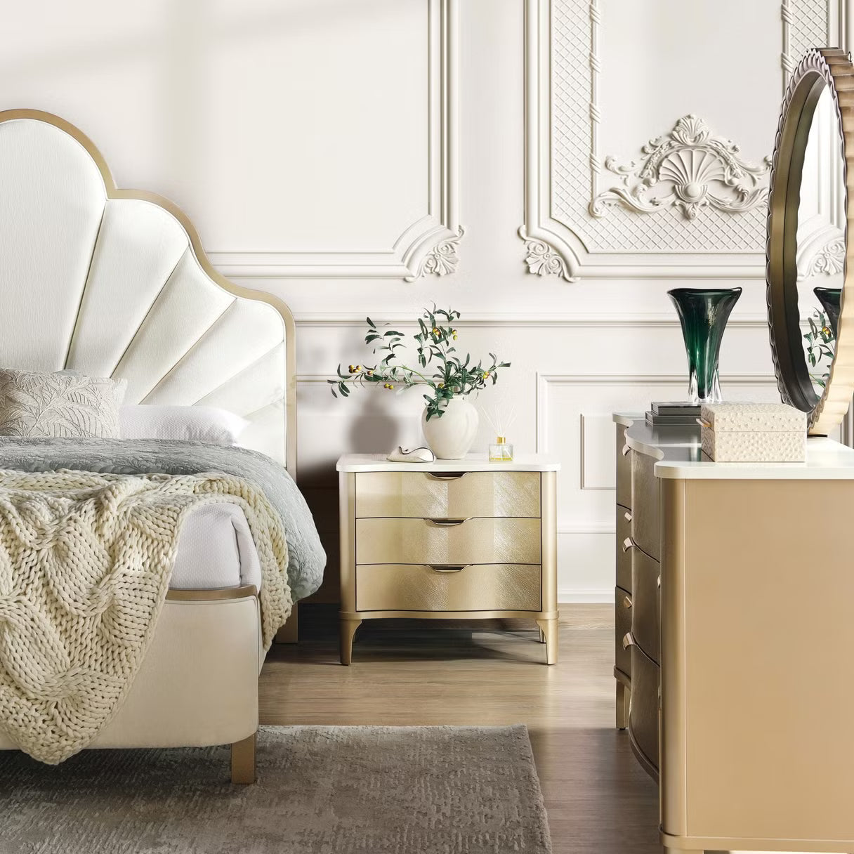 طقم غرفة نوم كلاسيكي من 5 قطع 180x200 سم - شامبانيا 