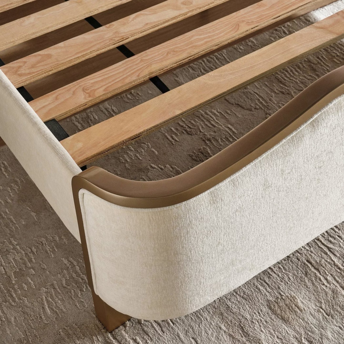 طقم غرفة نوم كلاسيكي من 5 قطع 180x200 سم - شامبانيا 