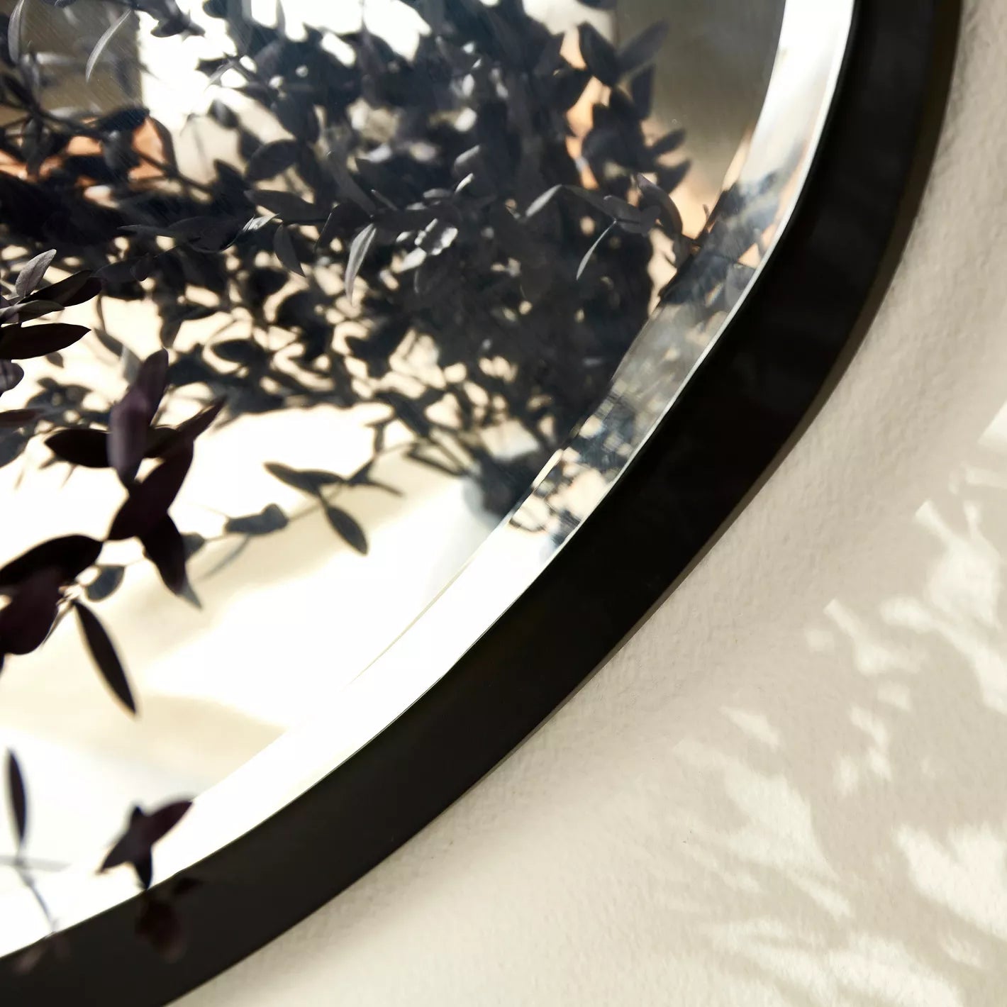 طاولة وحدة تحكم أحادية مع مرآة