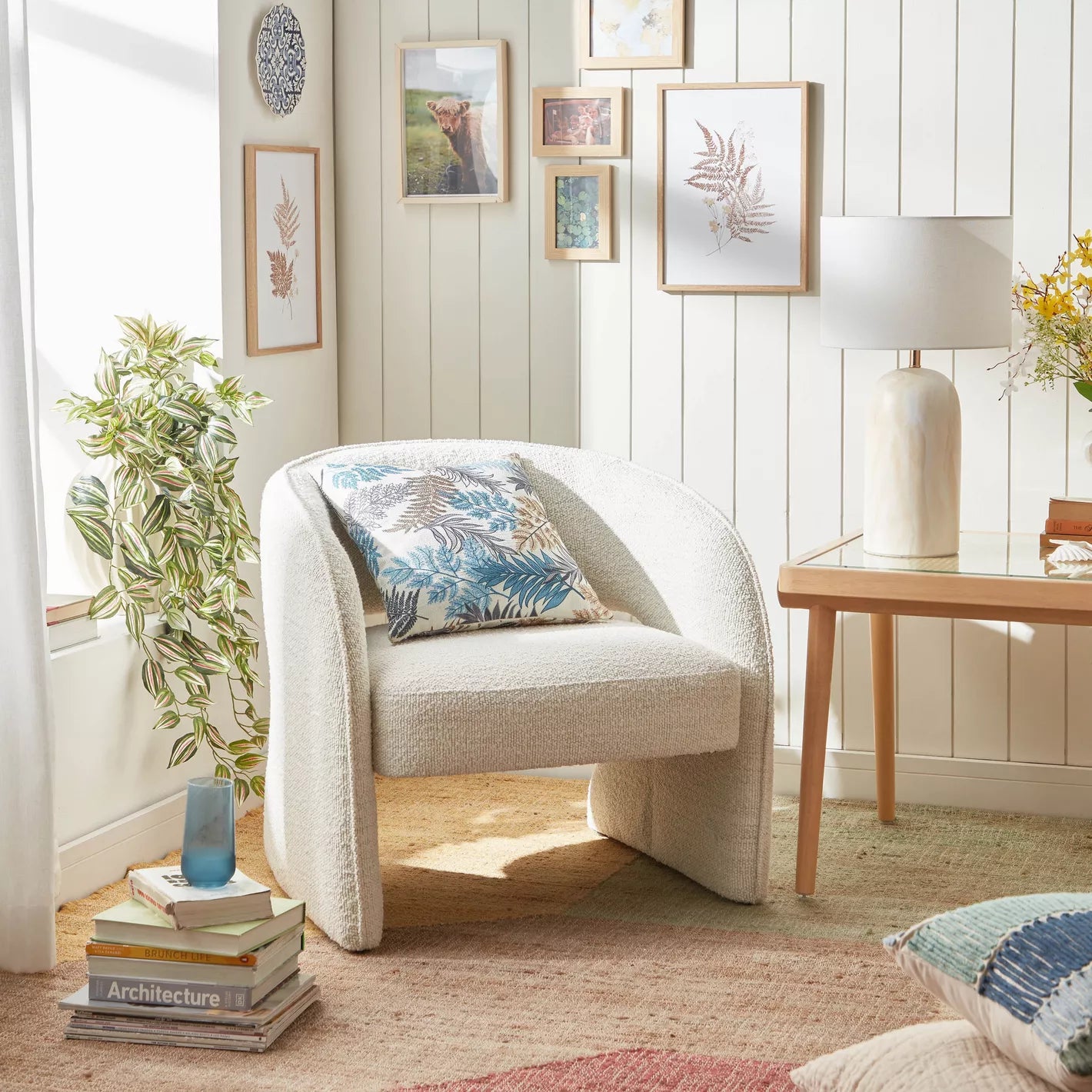 Cynia Ceramic Table Lamp - 58 cm