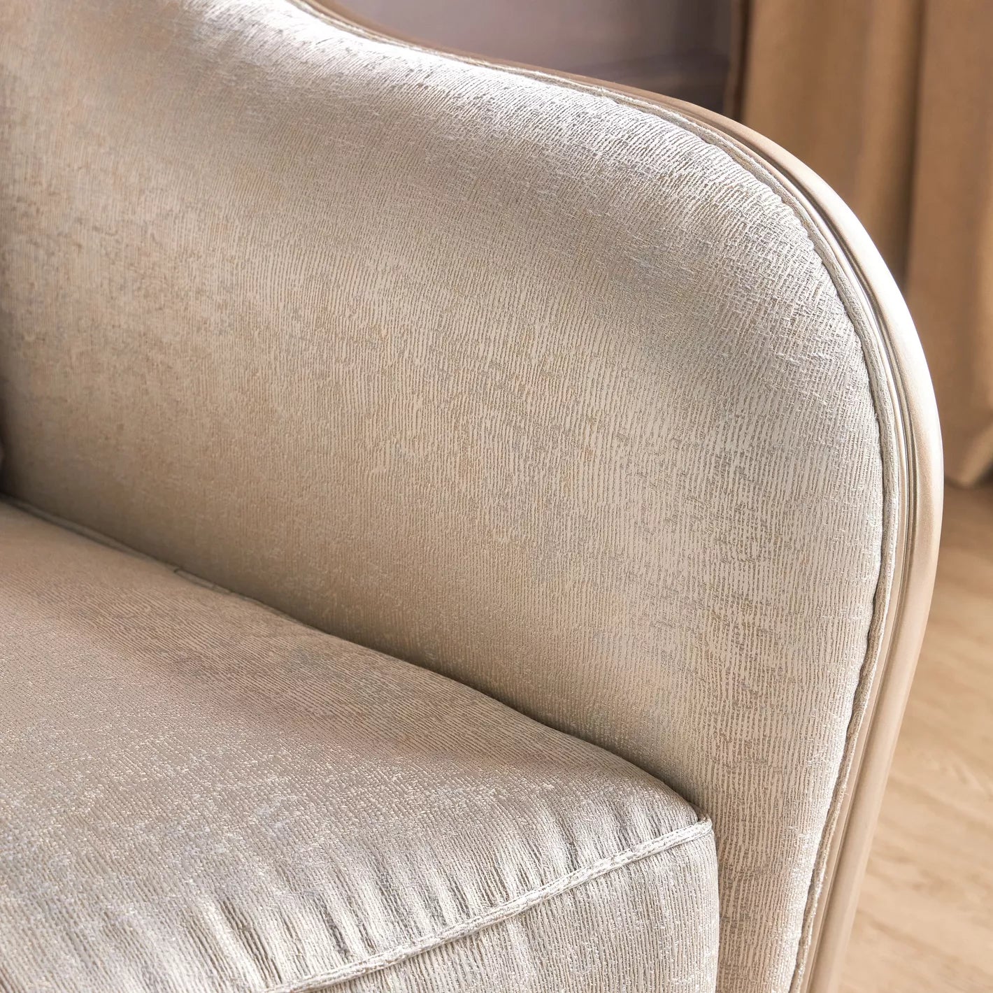 أريكة فردية كلاسيكية