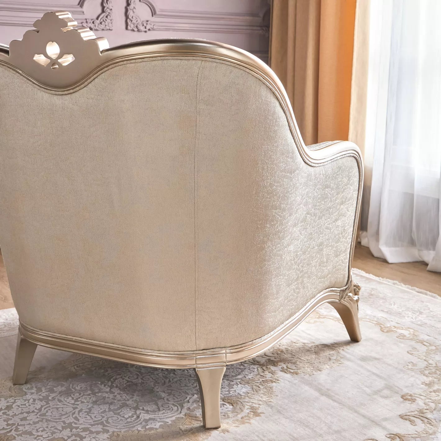 أريكة فردية كلاسيكية