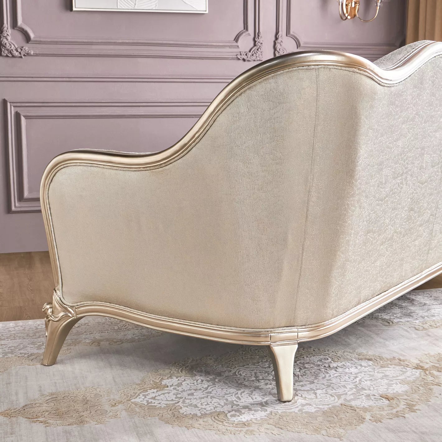 أريكة كلاسيكية من القماش بثلاثة مقاعد