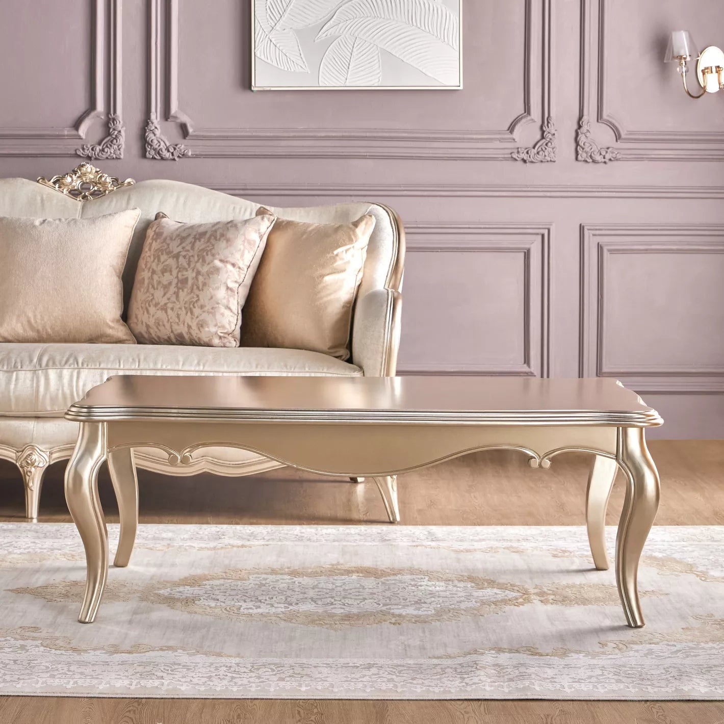 طاولة قهوة كلاسيكية