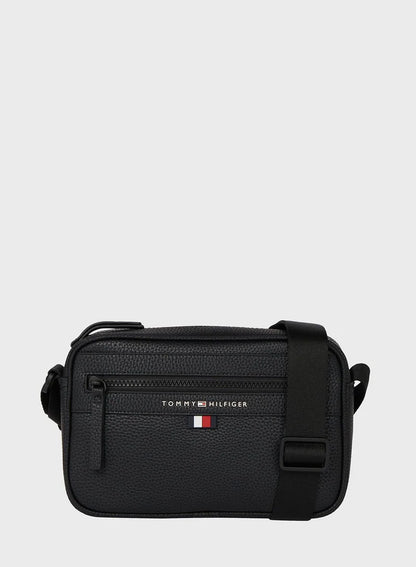 حقيبة غسيل بشعار تومي هيلفيغر 