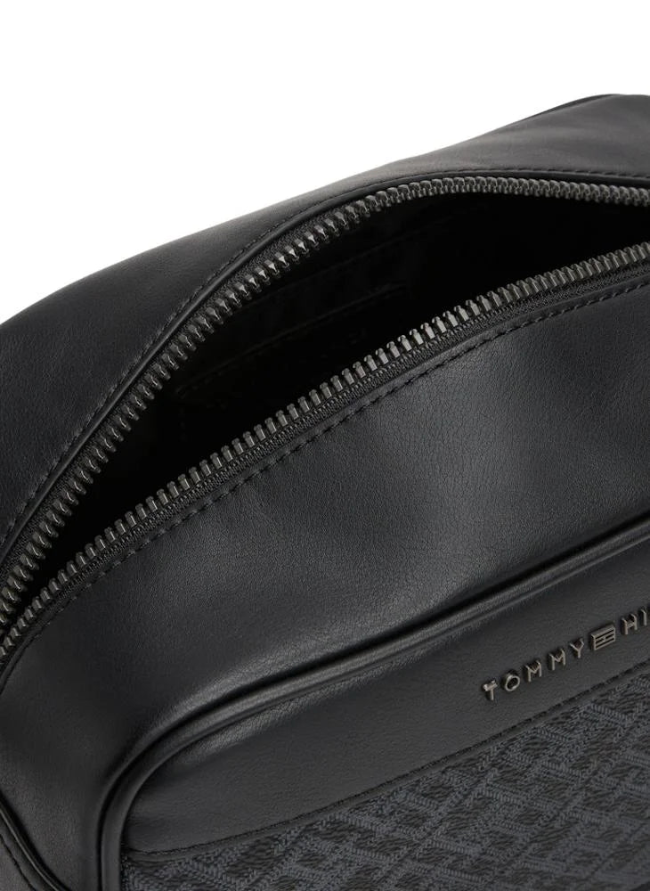 حقيبة أدوات الزينة TOMMY HILFIGER كاجوال بسحاب 