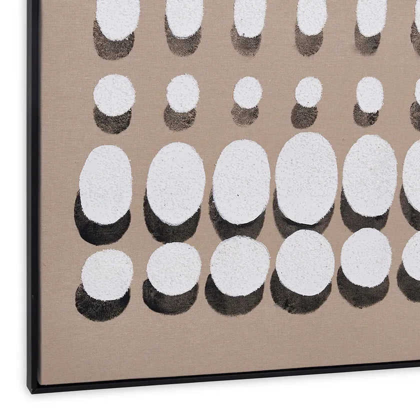 لوحة فنية جدارية تجريدية منقطة بإطار مخفي، بيج وأبيض - ١٢٠×١٢٠ سم 