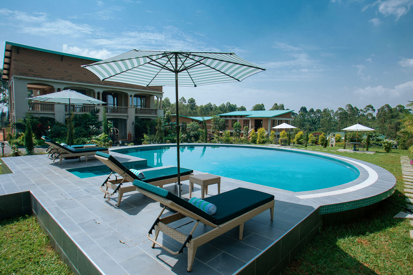 RESIDENTIAL POOL DESIGN SOURCING