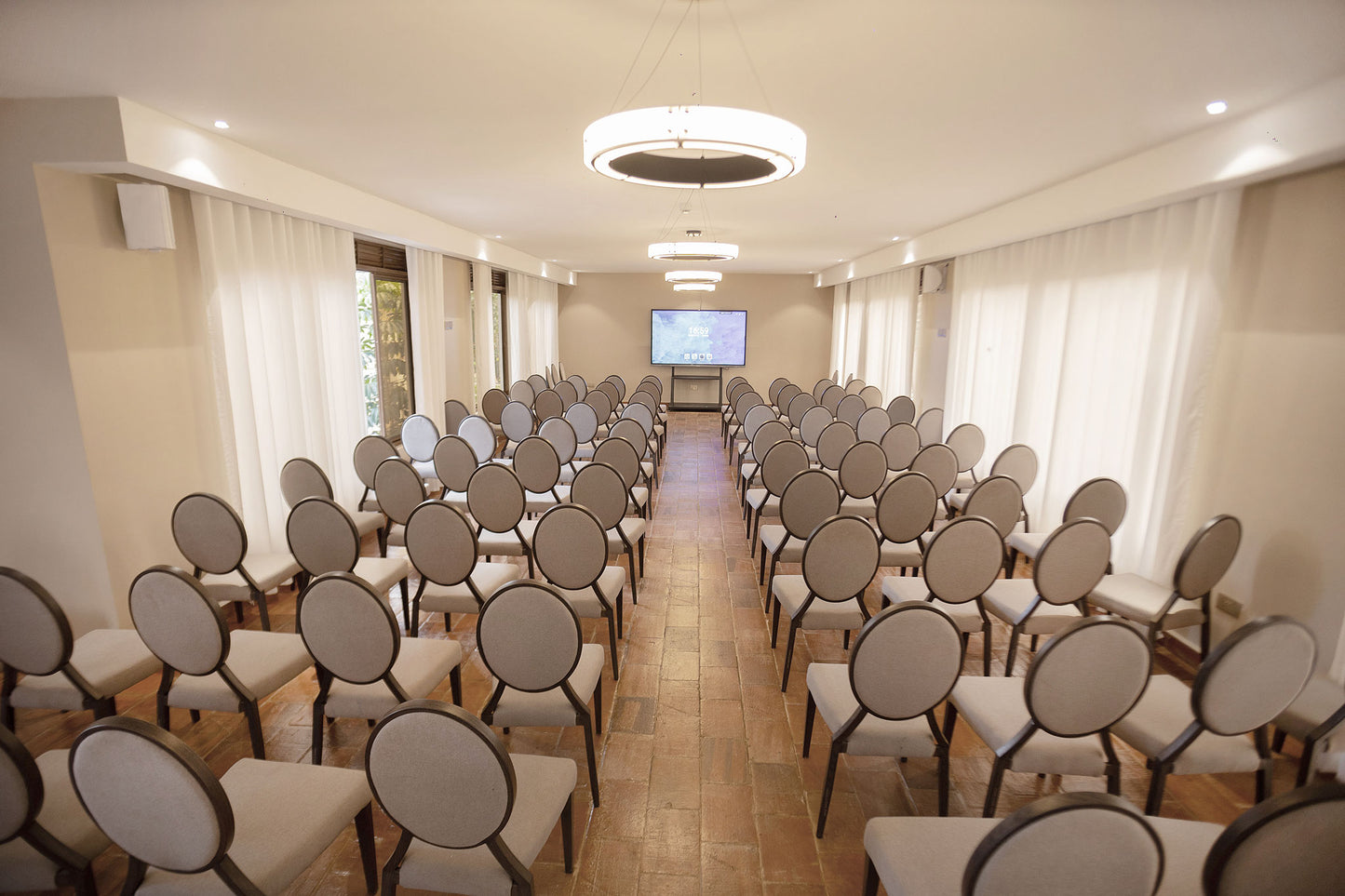 CONFERENCE ROOM DESIGN SOURCING