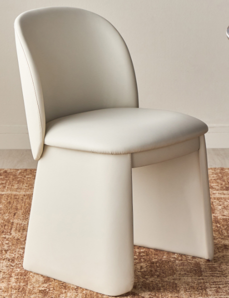 ila Dining Chair