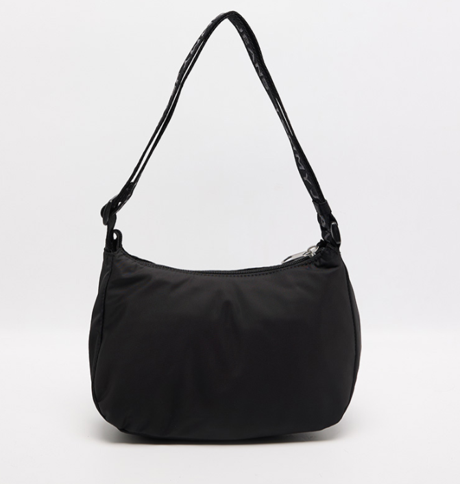 Tommy Hilfiger  Essential Daily Shoulder Bag