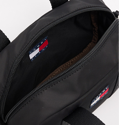 Tommy Hilfiger  Essential Daily Handheld Bag