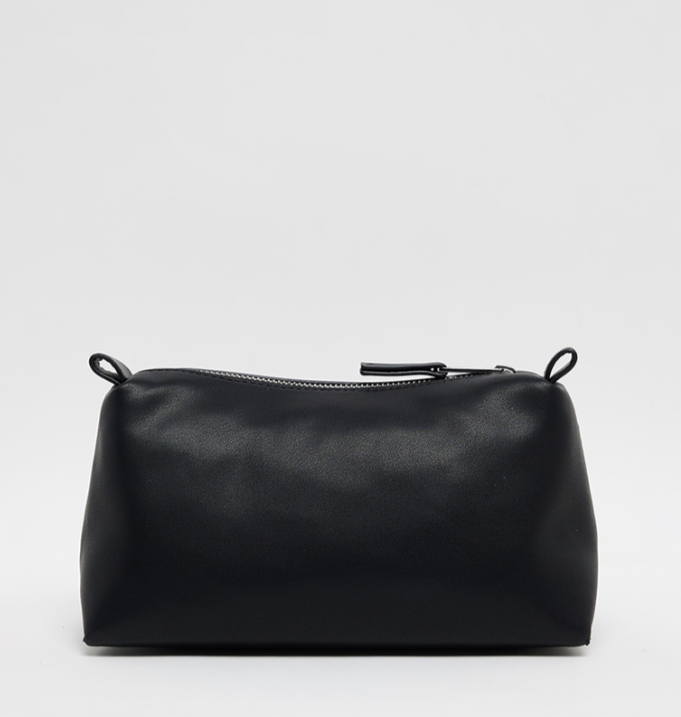 Tommy Hilfiger  Logo Detail Cool Vanity Cosmetic Bag