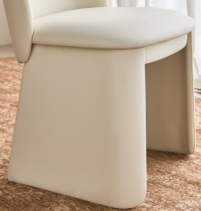 ila Dining Chair